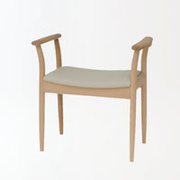 Po Chair 穿鞋椅