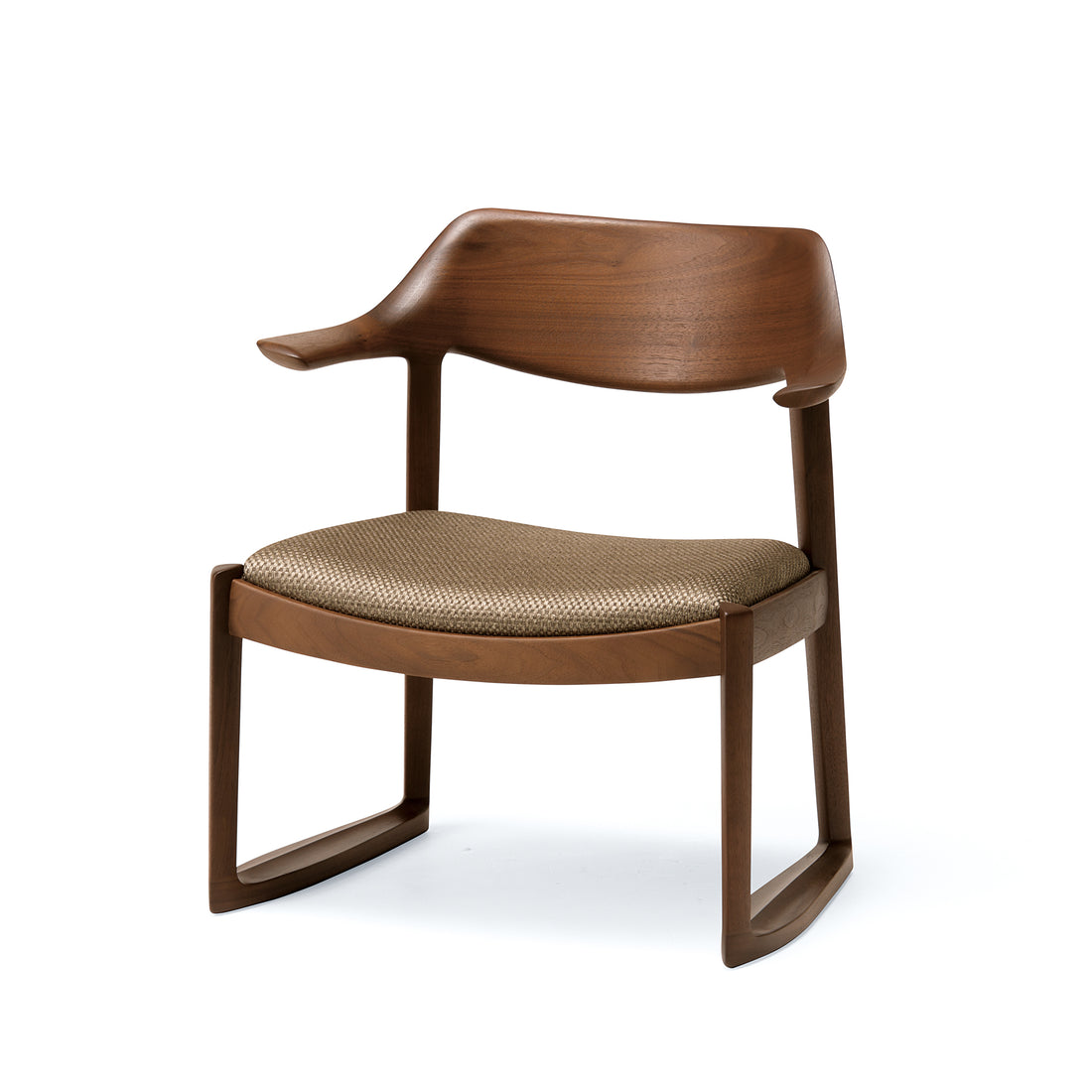 WING LUX 中座椅子